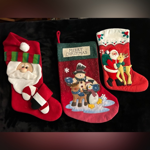 3-Vintage 3D Festive Christmas Stockings. - Picture 1 of 16